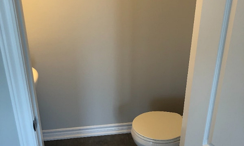 New 2 Bedroom 1.5 Ba...