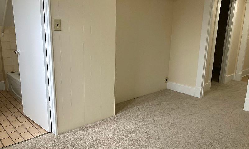 One Bedroom Apartmen...
