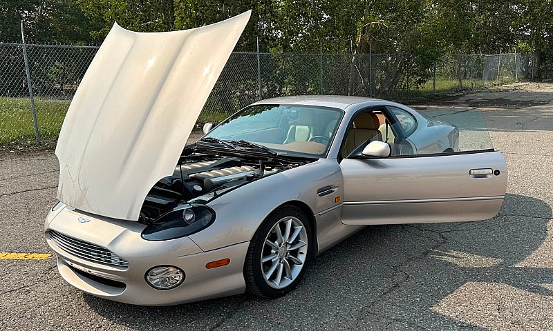 2001 Aston Martin Db...