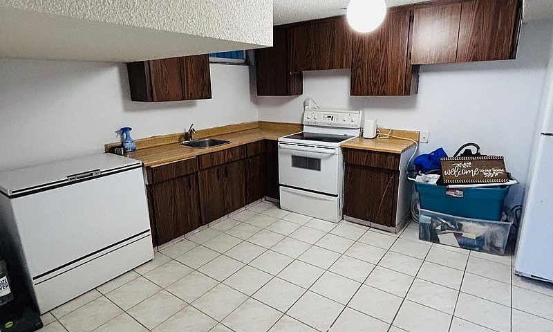 Full Basement For Re...