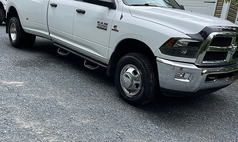2014 Ram 3500 Dually...