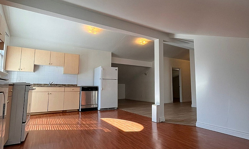 2 Bedroom + 1 Bathro...