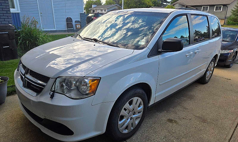 2016 Dodge Grand Car...