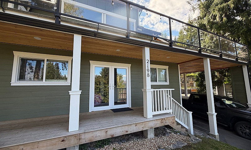 2 Bedroom Main Floor...