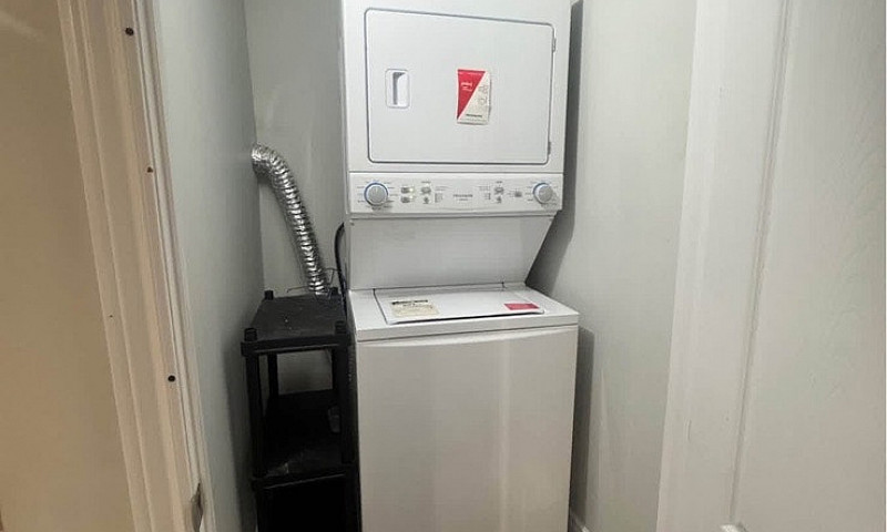 Basement For Rent Br...