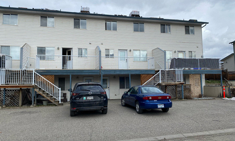 Vernon 1 Bdrm Level ...