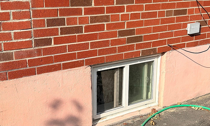 1 Bedroom Basement A...