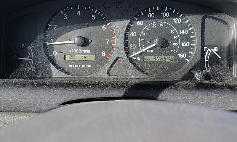 2001 Toyota Corolla ...