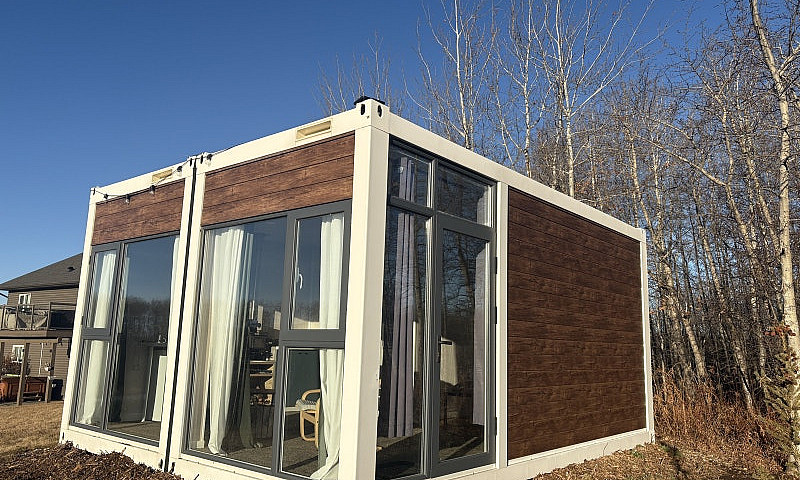 Off Grid Cabin- Tiny...