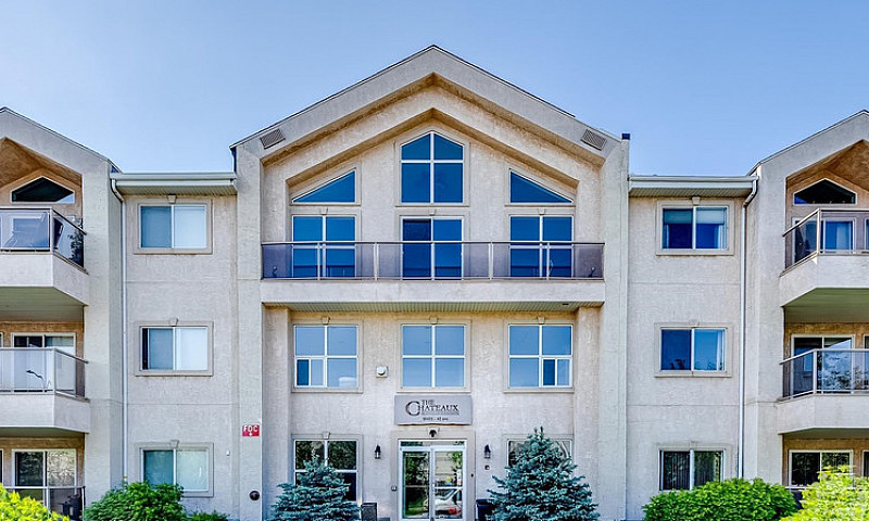 2+2 Condo Unit For S...