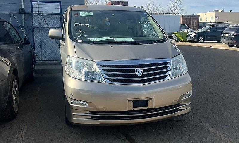 Toyota Alphard...