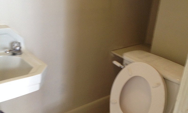 Larger 1Br Upfloor S...