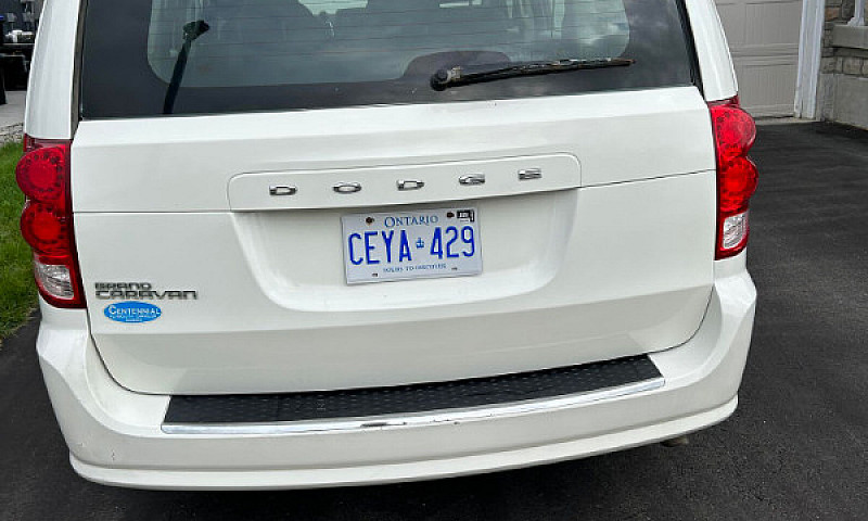 2011 Dodge Grand Car...