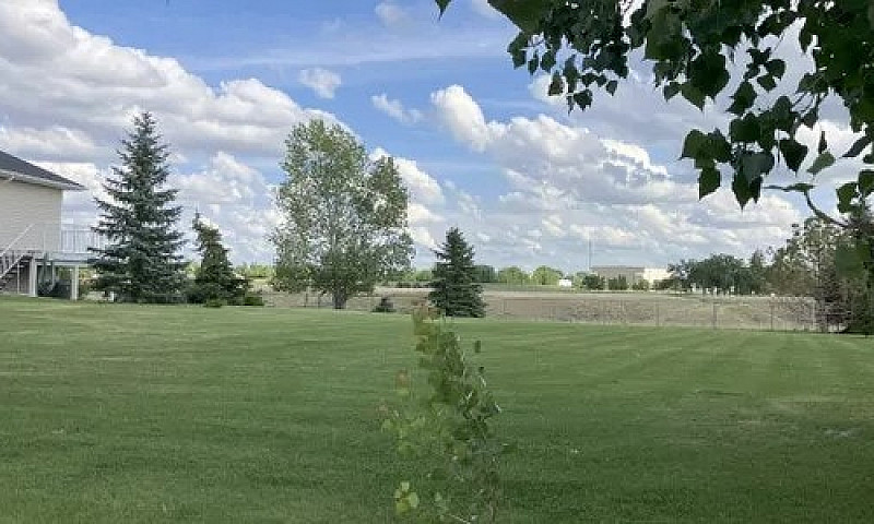 Lot For Sale, Redcli...