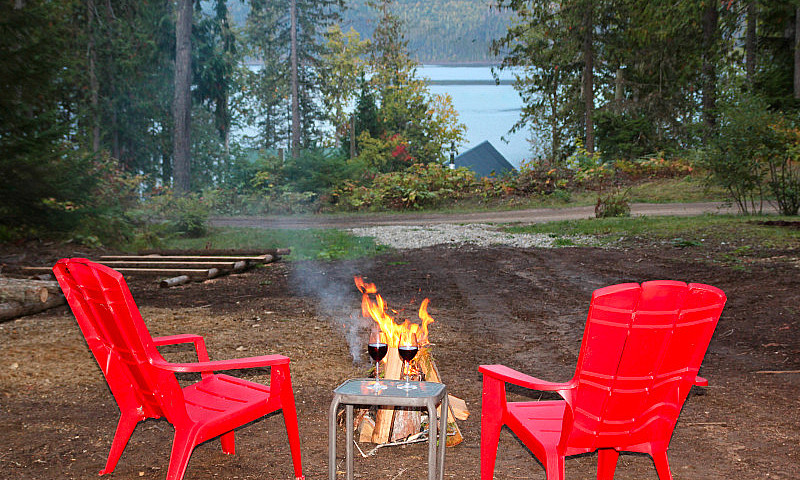 Mabel Lake Semi-Lake...