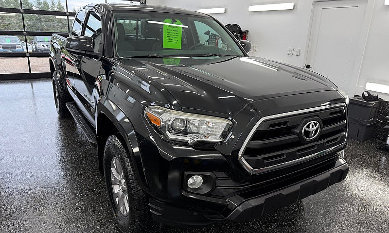 2017 Toyota Tacoma S...