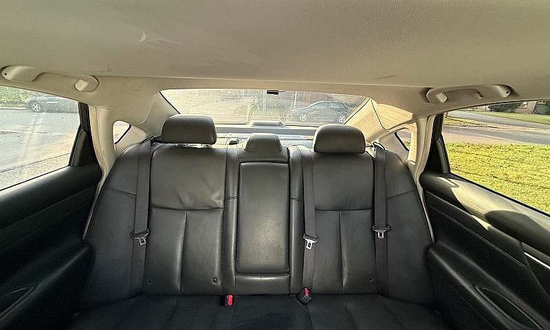 2013 Nissan Altima 2...