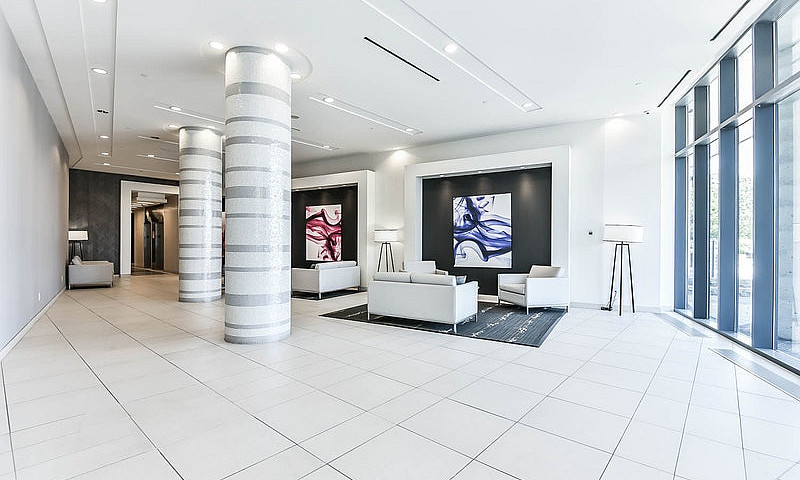 Spacious 1 Bedroom, ...