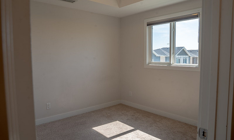 Beautiful 2-Bedroom,...