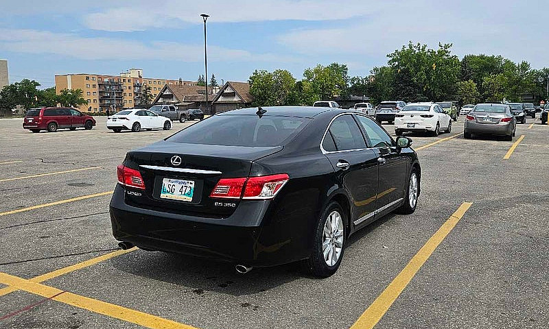 Lexus Es350...