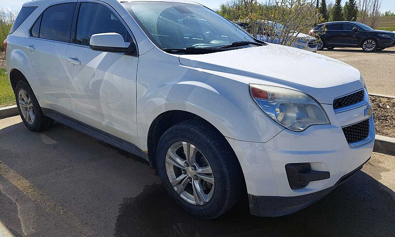 White Chevrolet Equi...