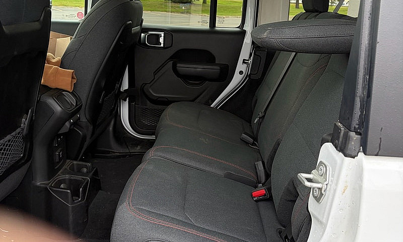 2024 Jeep Wrangler U...