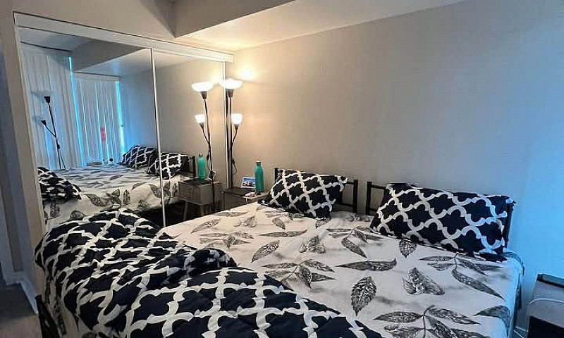 Private Room For Ren...
