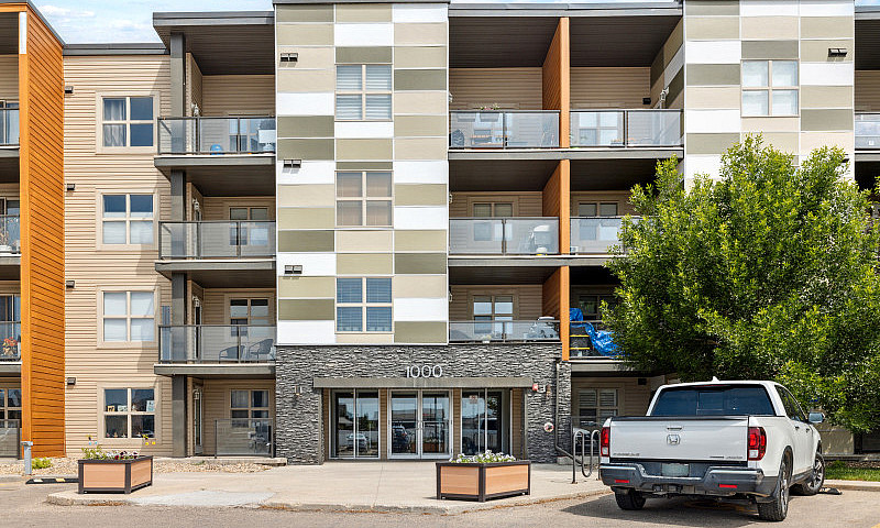 Apartment Condo For ...