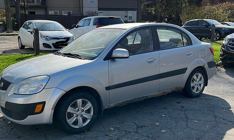 2009 Kia Rio...