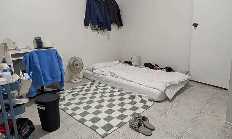 2Bedroom 1Bath Room...