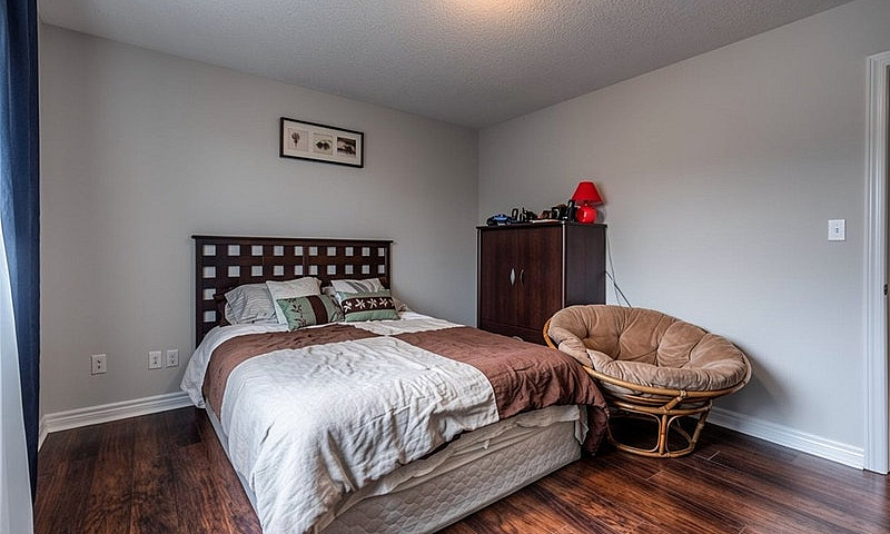3 Bedroom  Detached ...