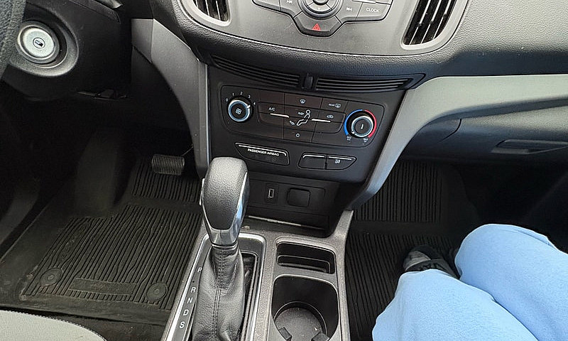 2019 Ford Escape...