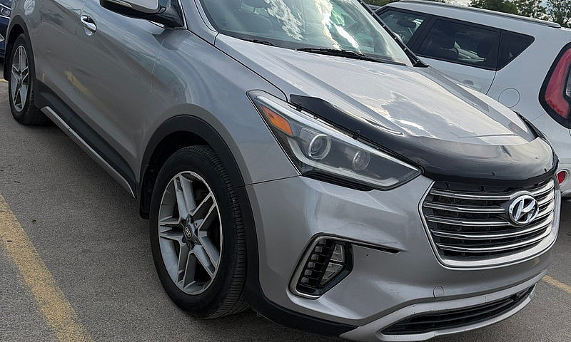 Hyundai Santa Fe...