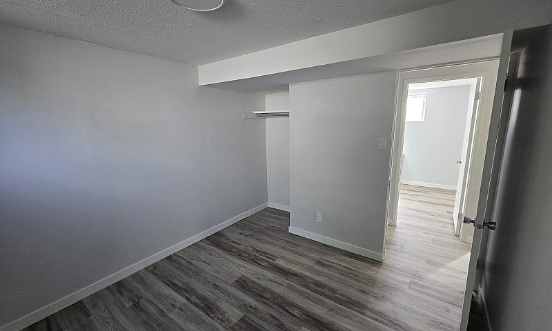  4 Bedrooms • 2 Bath...
