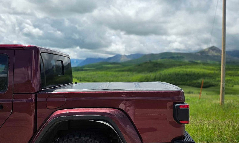 Jeep Gladiator Mojav...