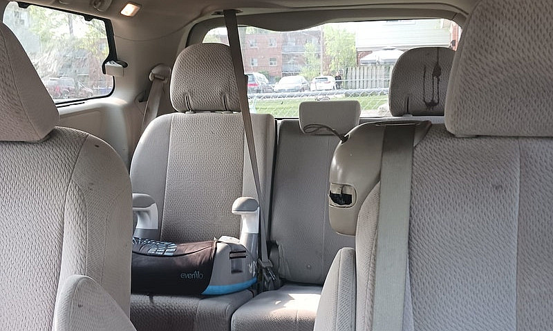  2012 Toyota Sienna ...
