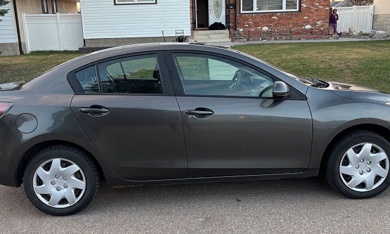 2011 Mazda 3I...