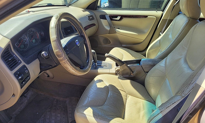 2004 Volvo S60 W/ Pi...