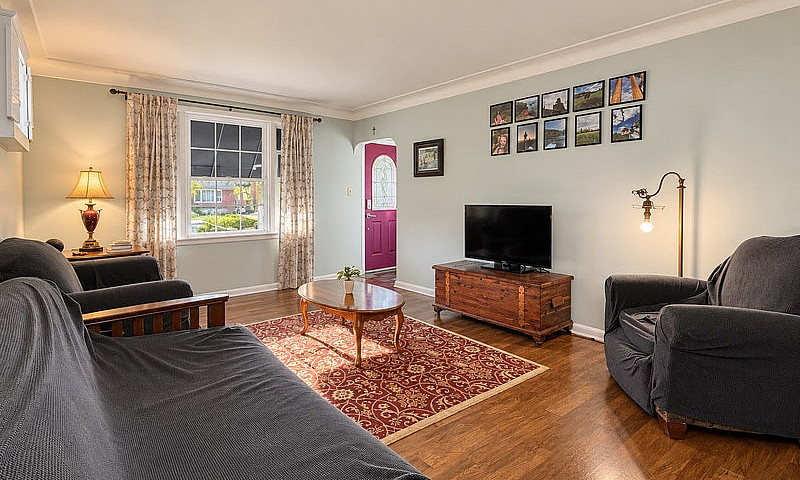 Home For Sale By Own...
