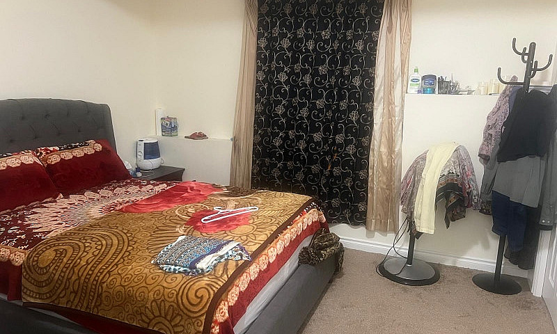 2 Beds 1 Bath - Base...