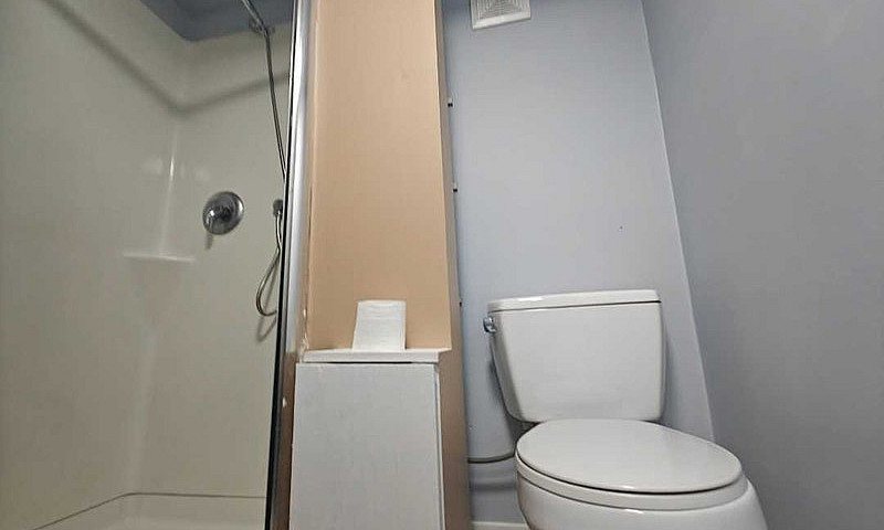 Legal 2 Bedroom Base...
