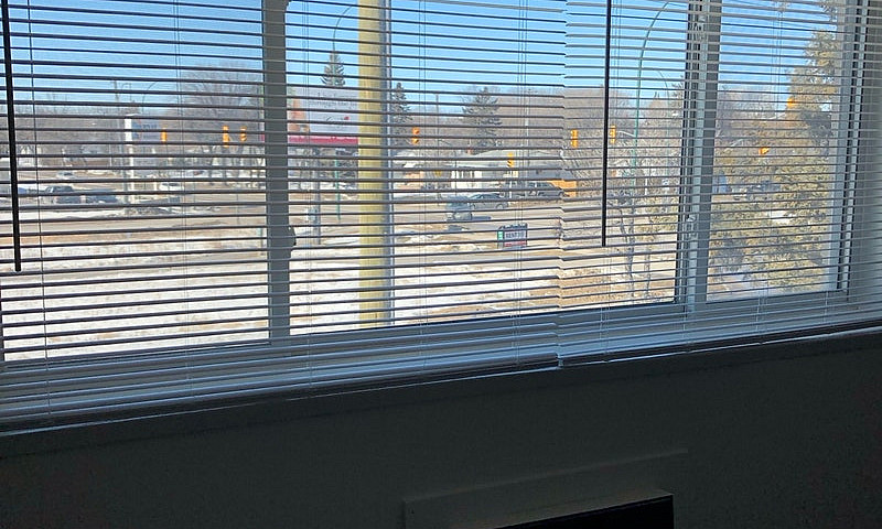 1 Bedroom Suite On G...