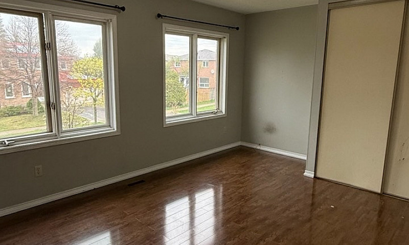 Room Rental In Detac...