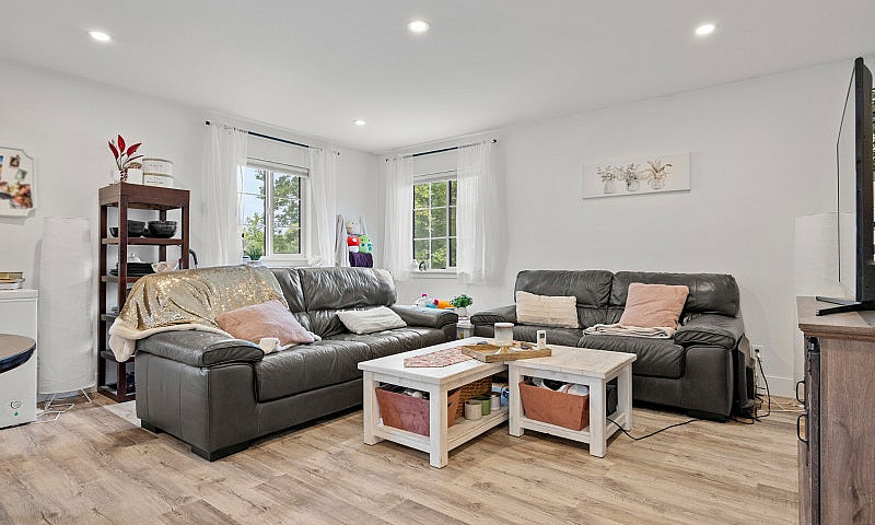2 Bed 1 Bath Suite...