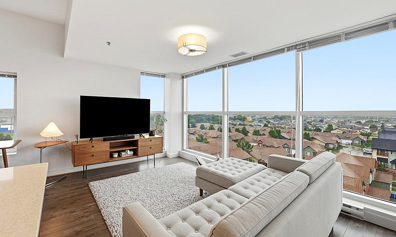 Penthouse Condo For ...