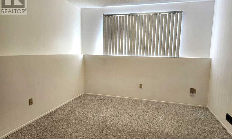 Rent Reduced - Cente...