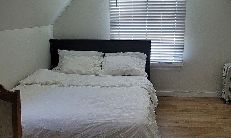 Apartment For Rentin...