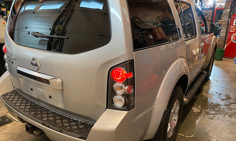 2010 Pathfinder...