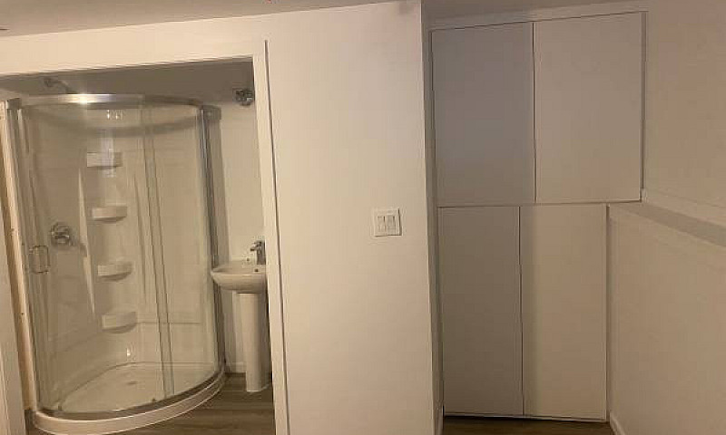 4 Beds 2 Bath Suite...