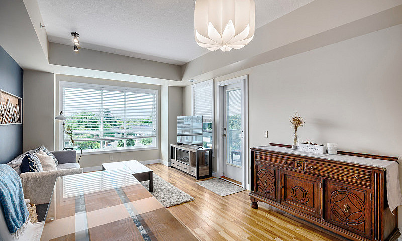 Top Floor | Sweeping...